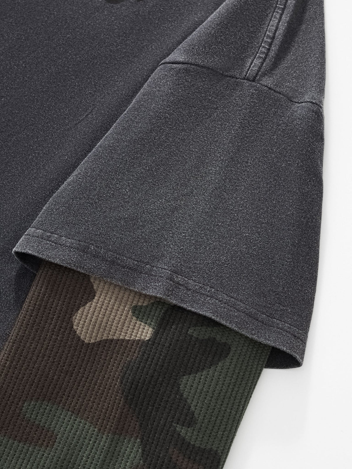CAMO LAYERED TEE - VINTAGE BLACK