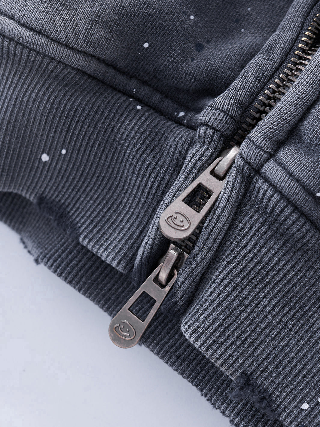 FOLLOW UR DRMS ZIP UP - CHARRED GREY
