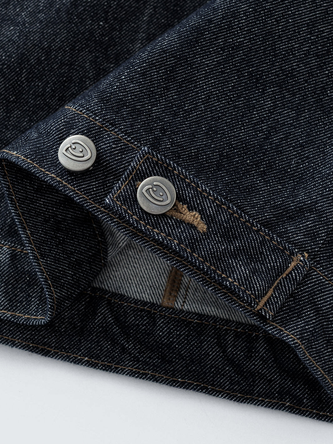 FALLING POCKETS DENIM JACKET - BLUE RAW DENIM