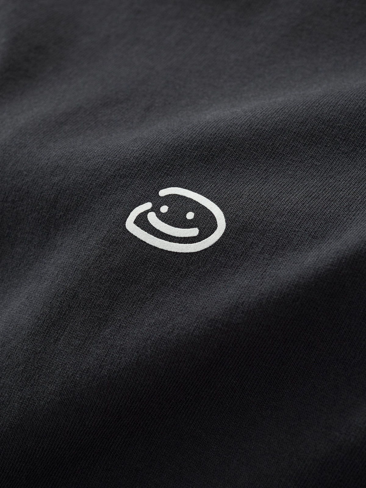 BASIC LOGO TEE - BLACK