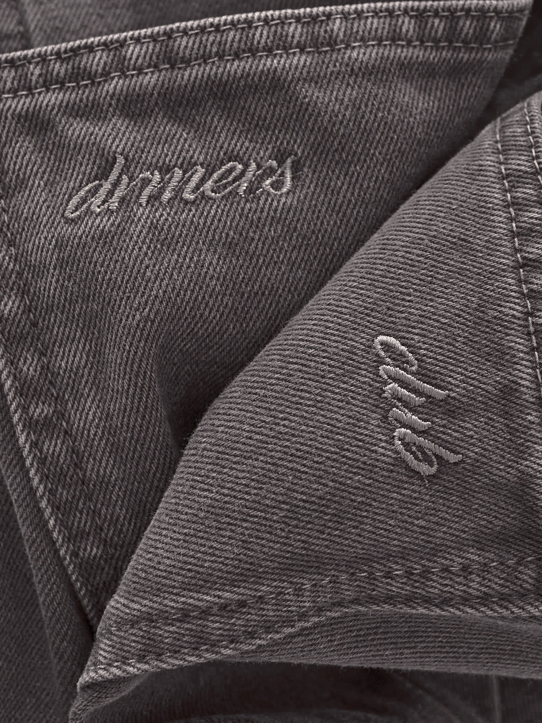 DOUBLE POCKET DENIM JEANS - UMBER BROWN