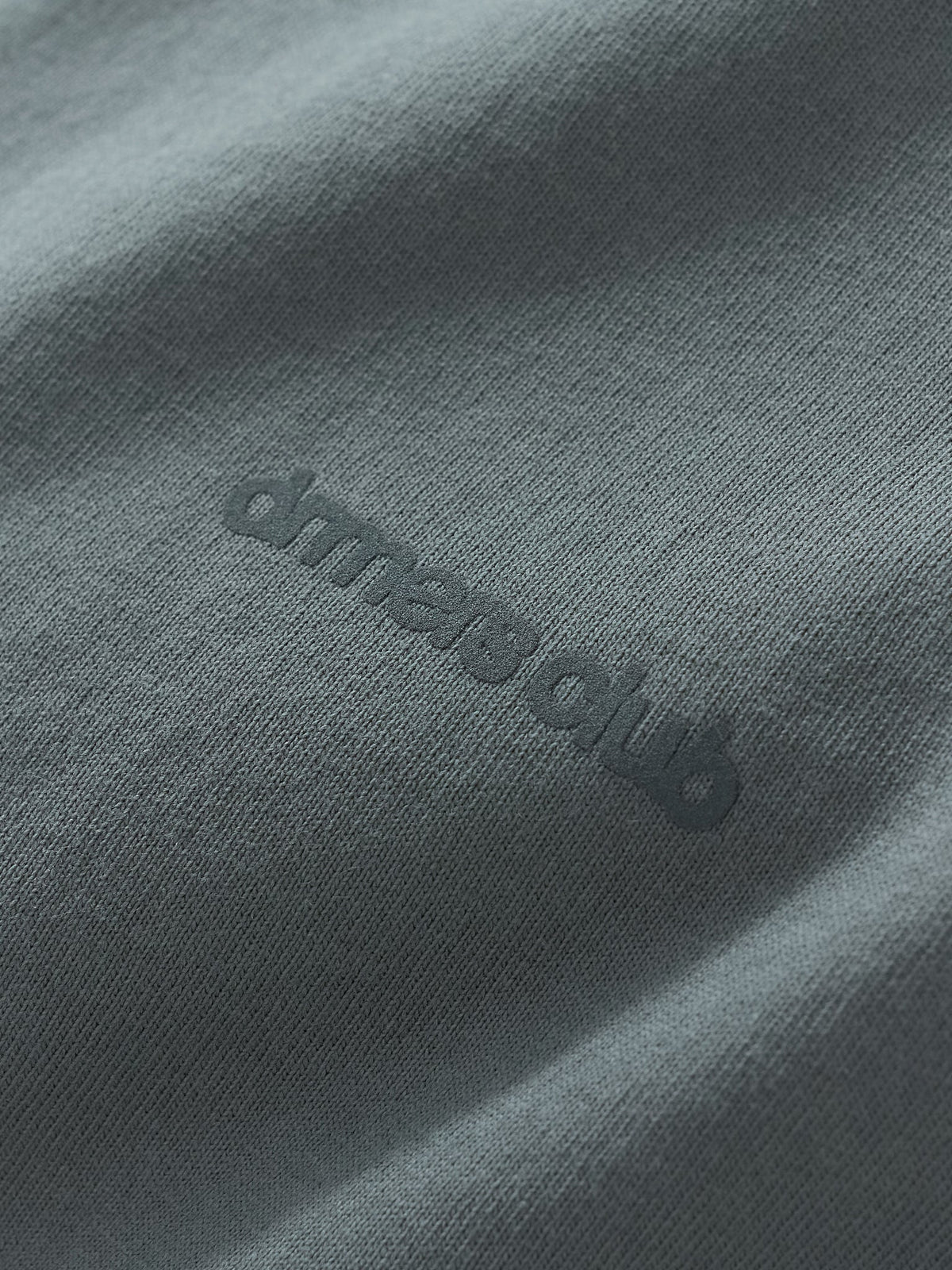 BASIC LOGO TEE - PINE GREEN