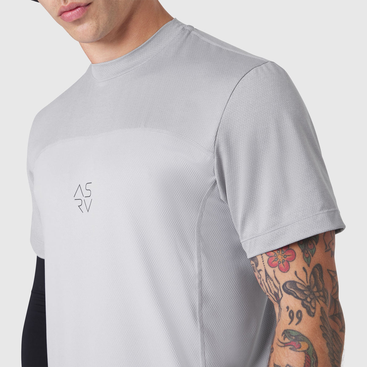 1191. AEROSILVER® UPF50+ Run Tee - Slate Grey