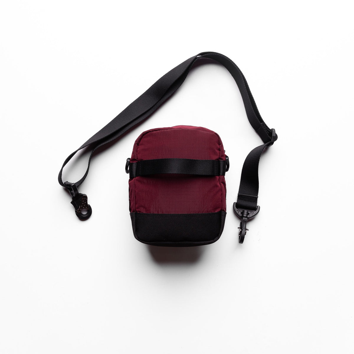 1232. Ripstop Shoulder Bag - Crimson