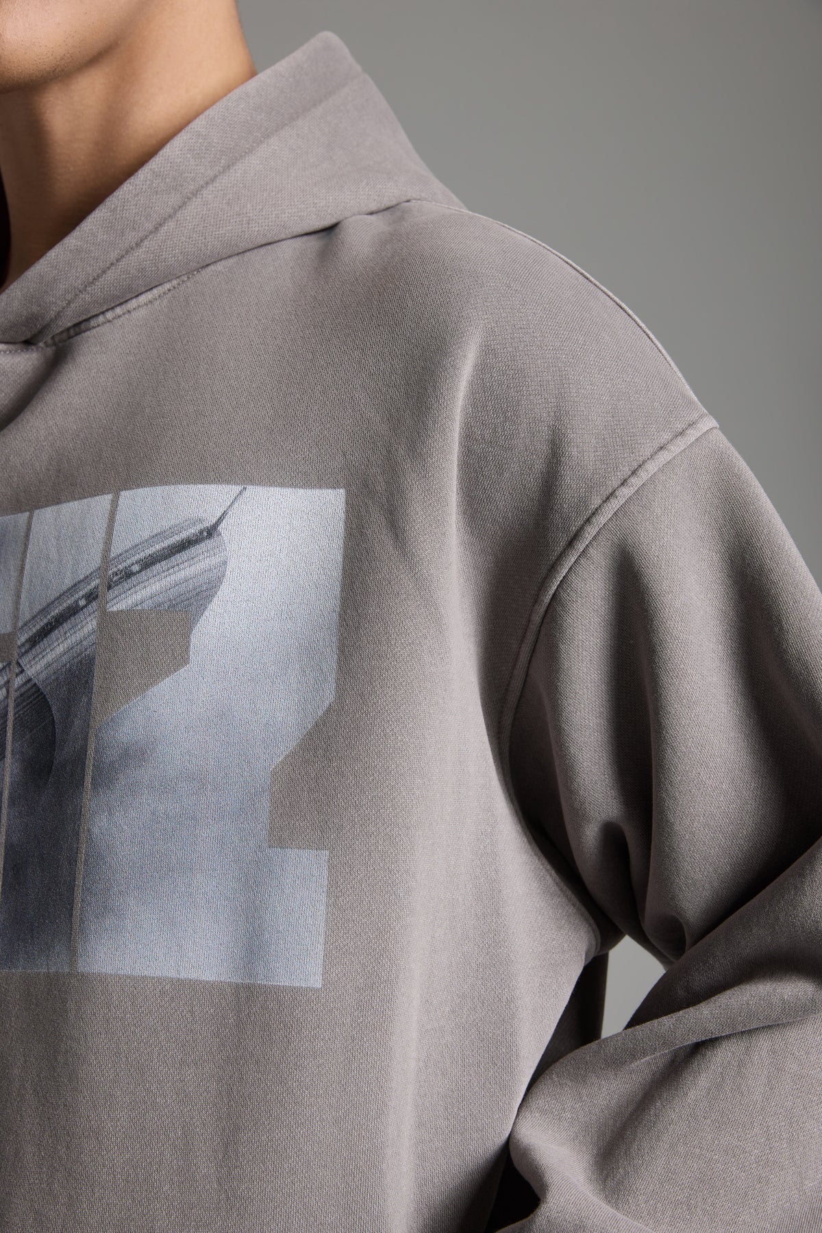 DOWNTOWN Washed Hoodie Grey