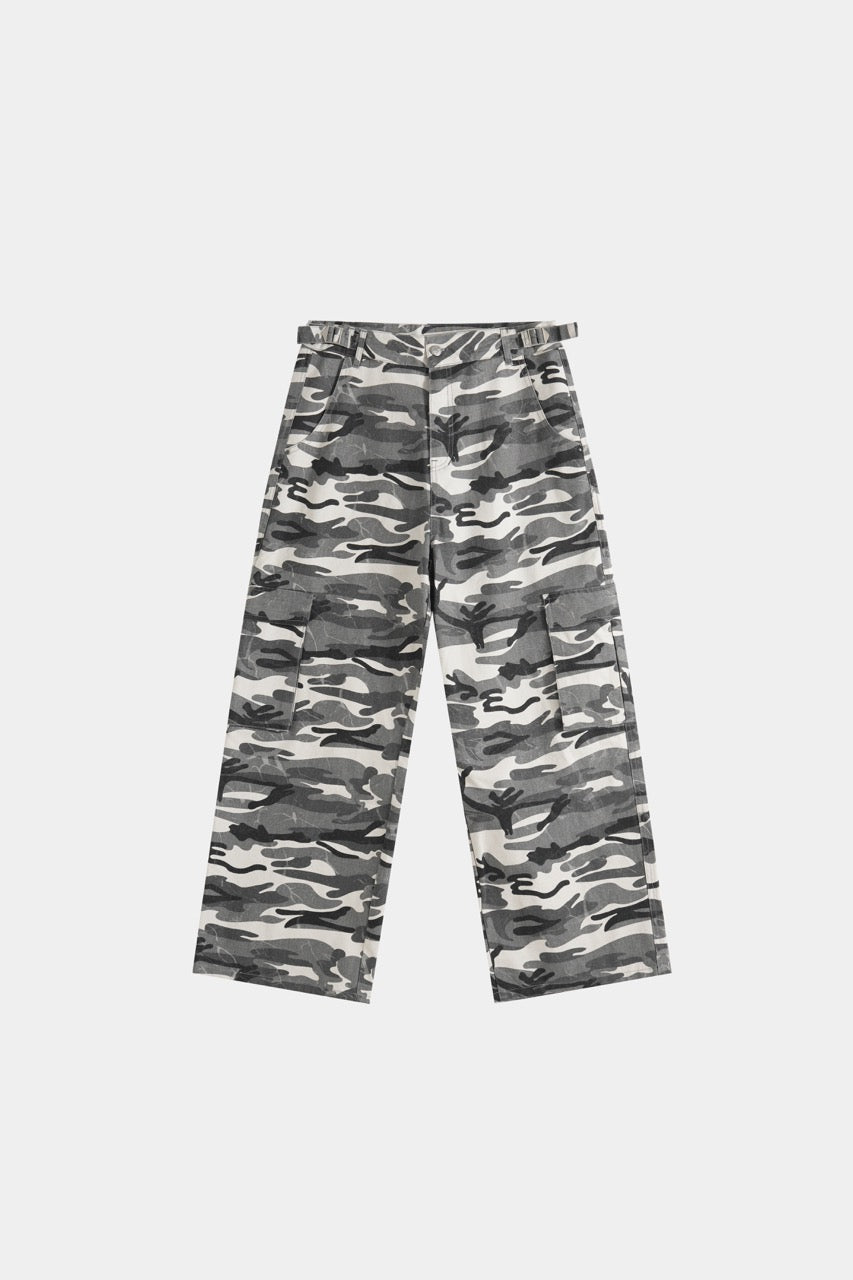 Baggy Cargo Pants - WhiteCamo