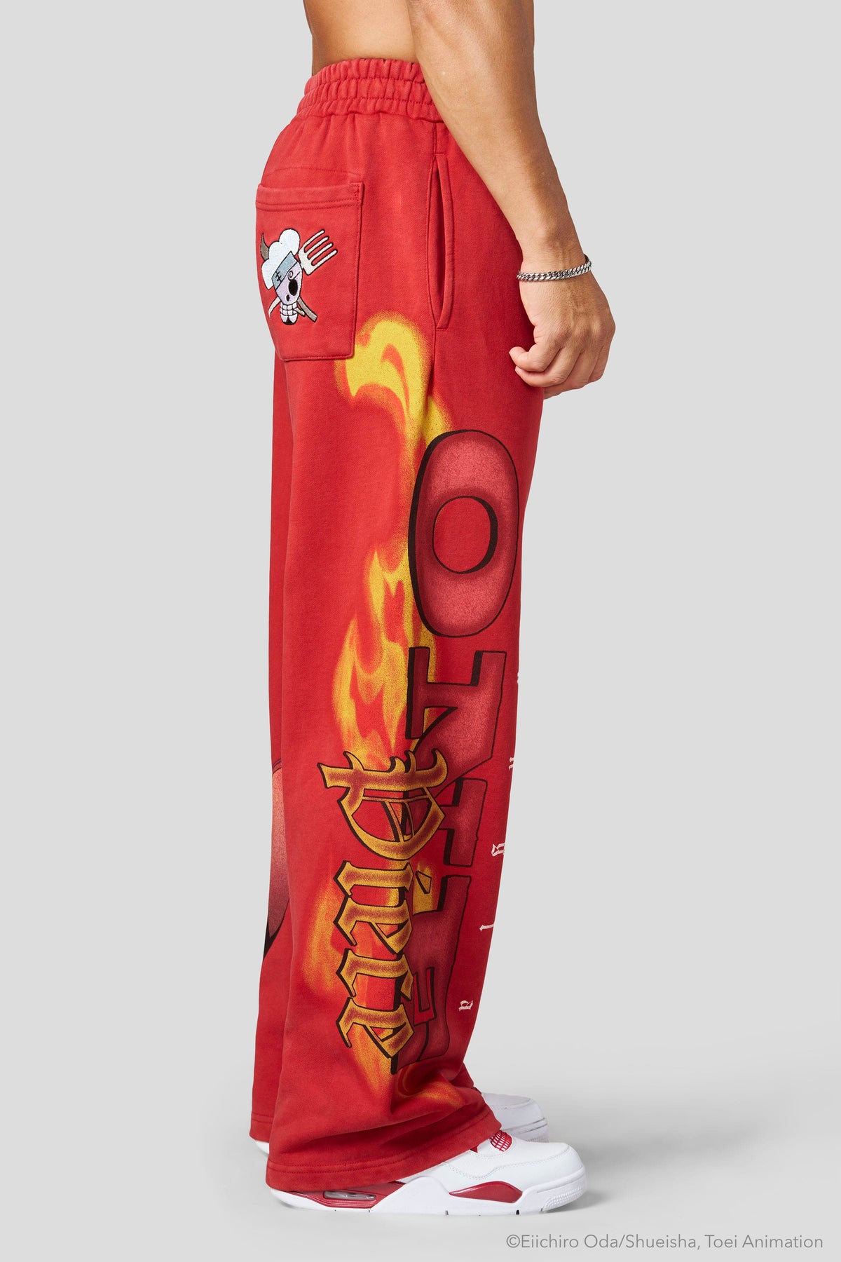 2035 - One Piece - Graphic Sweats - Nov 24th - BF