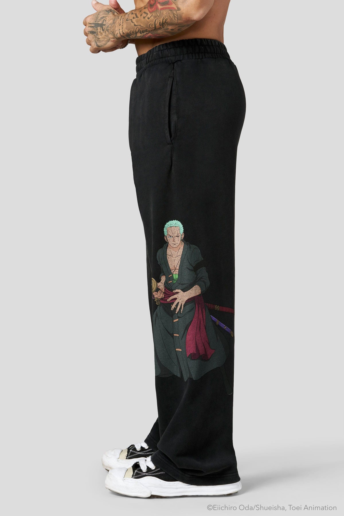 2035 - One Piece - Graphic Sweats - Nov 24th - BF