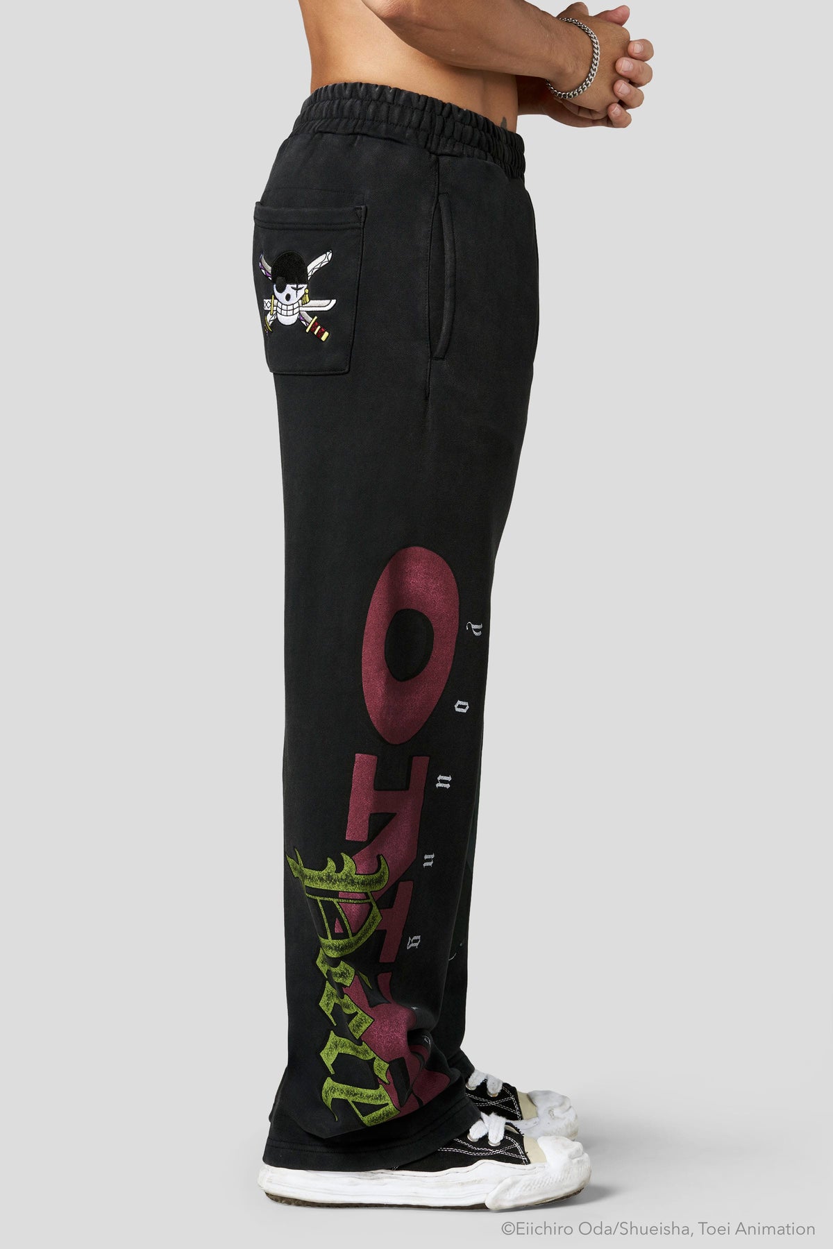 2035 - One Piece - Graphic Sweats - Nov 24th - BF