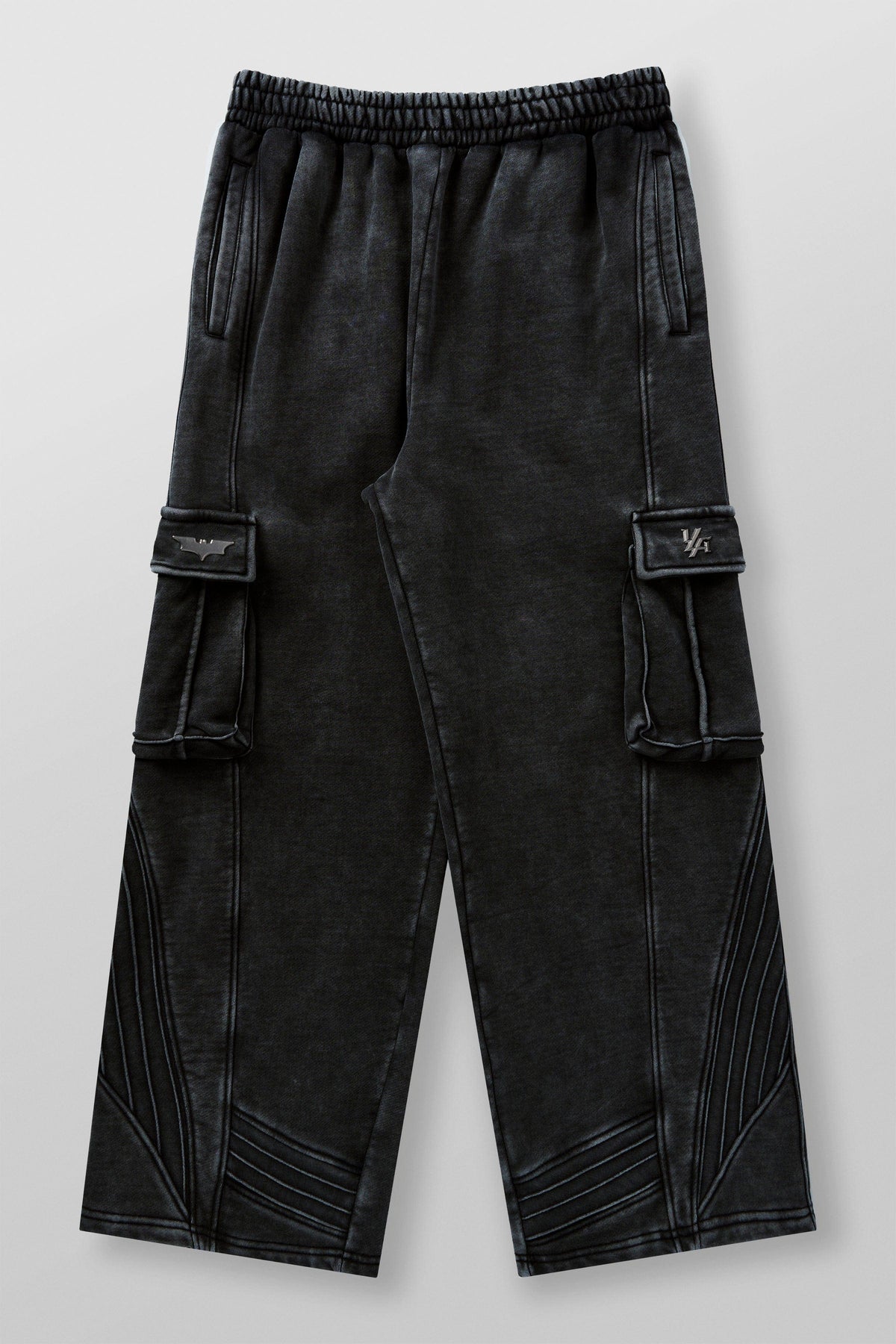 2131 - Batman Armored Sweats