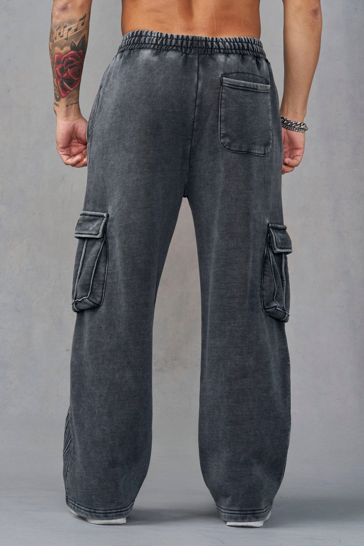 2131 - Batman Armored Sweats