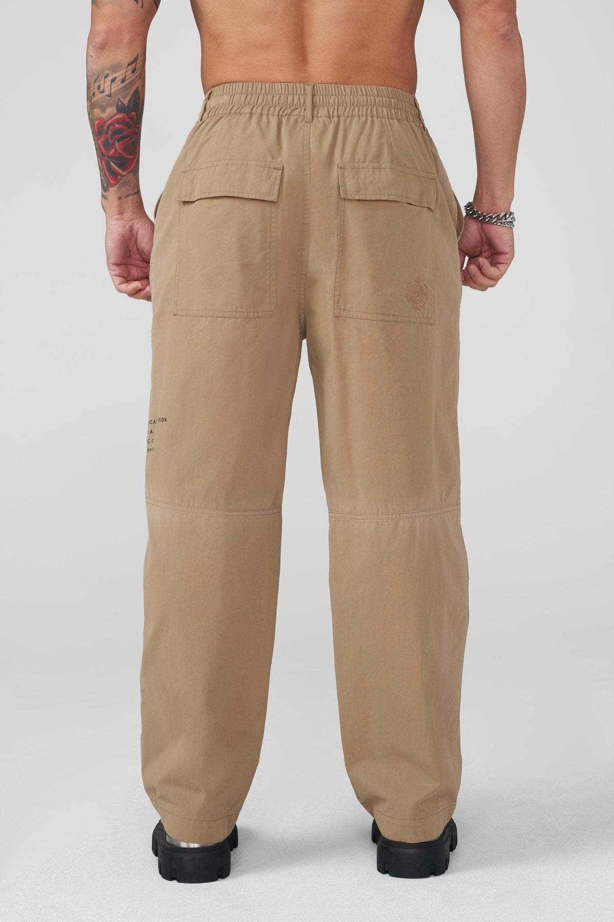 2147 - Estate Field Pants
