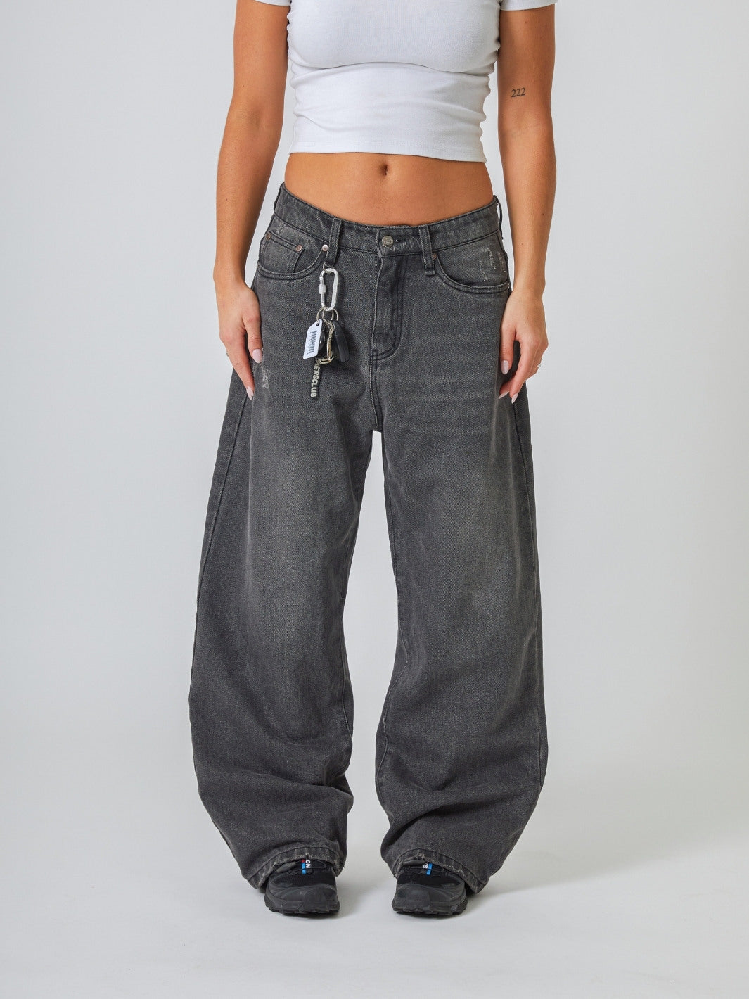 EVERYDAY LOOSE FIT JEANS - WASHED GREY