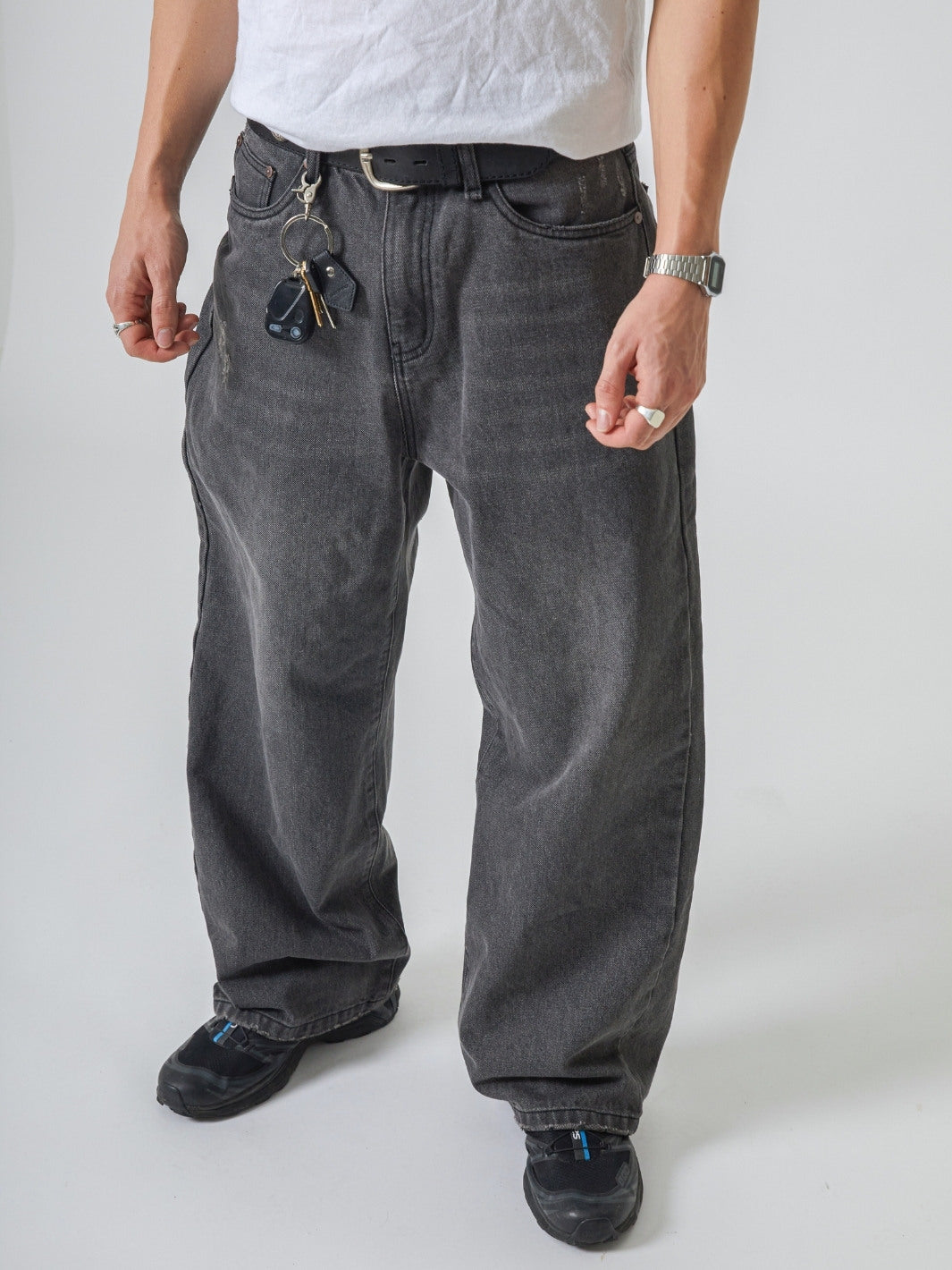 EVERYDAY LOOSE FIT JEANS - WASHED GREY