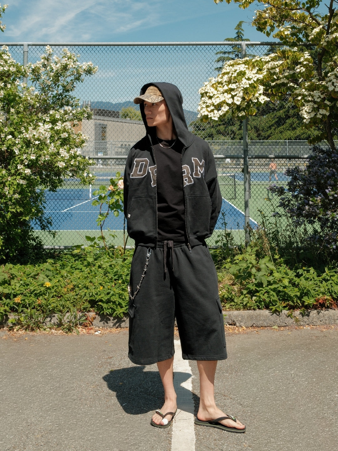 CARGO SWEAT SHORTS - BLACK