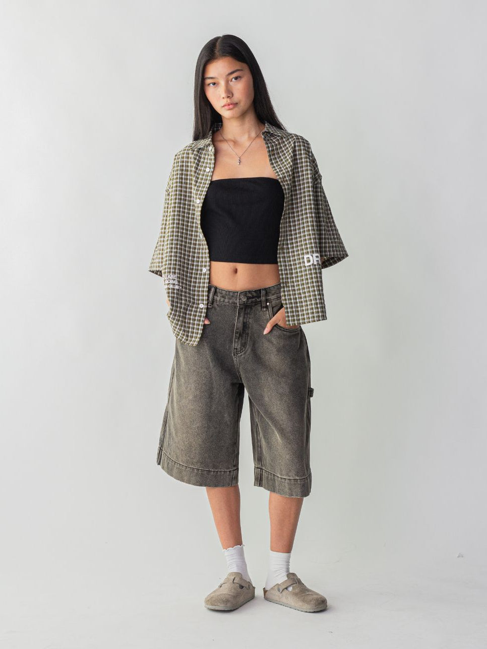SMILEY STITCH JORTS - MUD BROWN