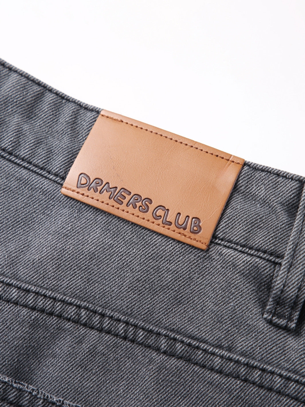 EVERYDAY LOOSE FIT JEANS - WASHED GREY