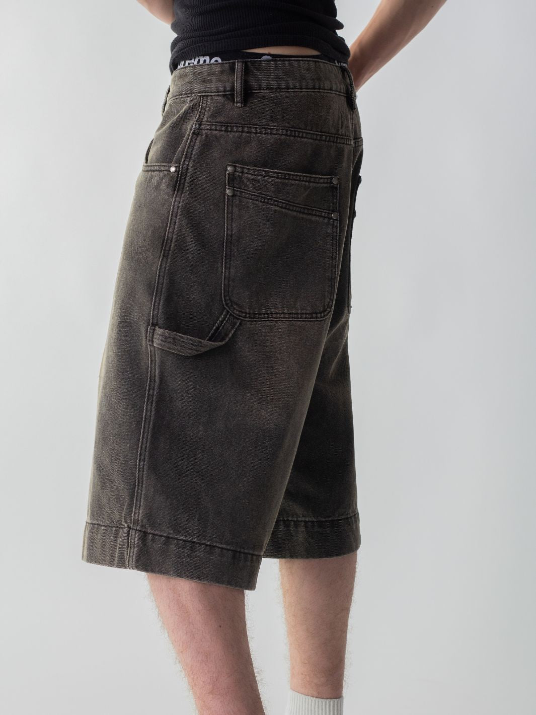 SMILEY STITCH JORTS - MUD BROWN