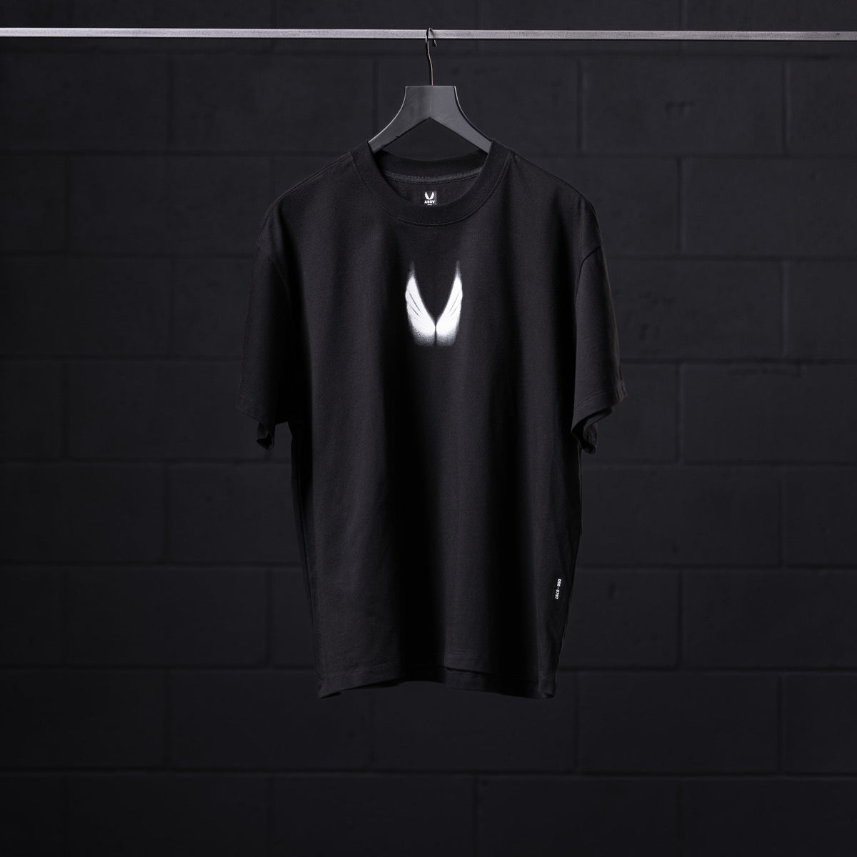 0797. Tech Essential™ Relaxed Tee - Black "Motion Blur"