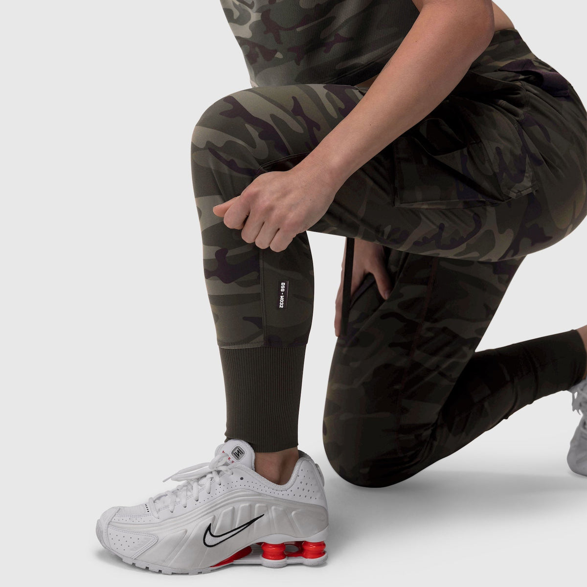 W032. Tetra-Lite® Cargo High Rib Jogger - Dark Camo