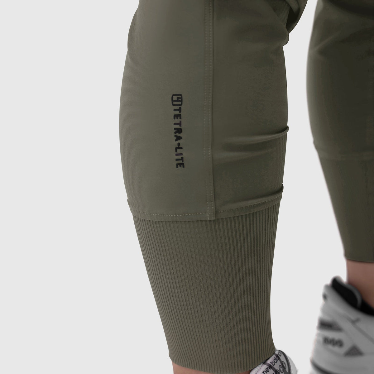 W032. Tetra-Lite® Cargo High Rib Jogger - Olive