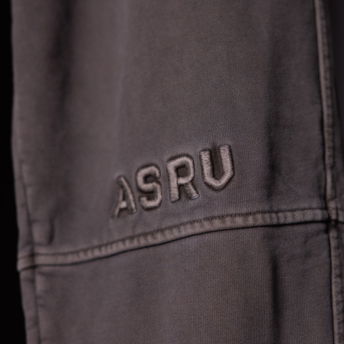 WN'20 Terry Relaxed Jogger - L - Discontinued