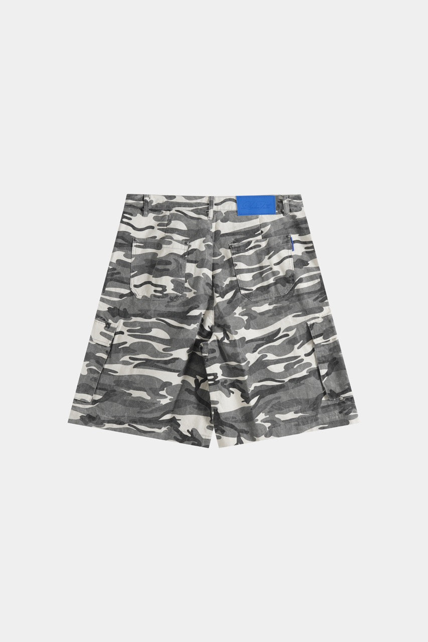WOOLENMAKER Baggy Cargo Shorts Camo