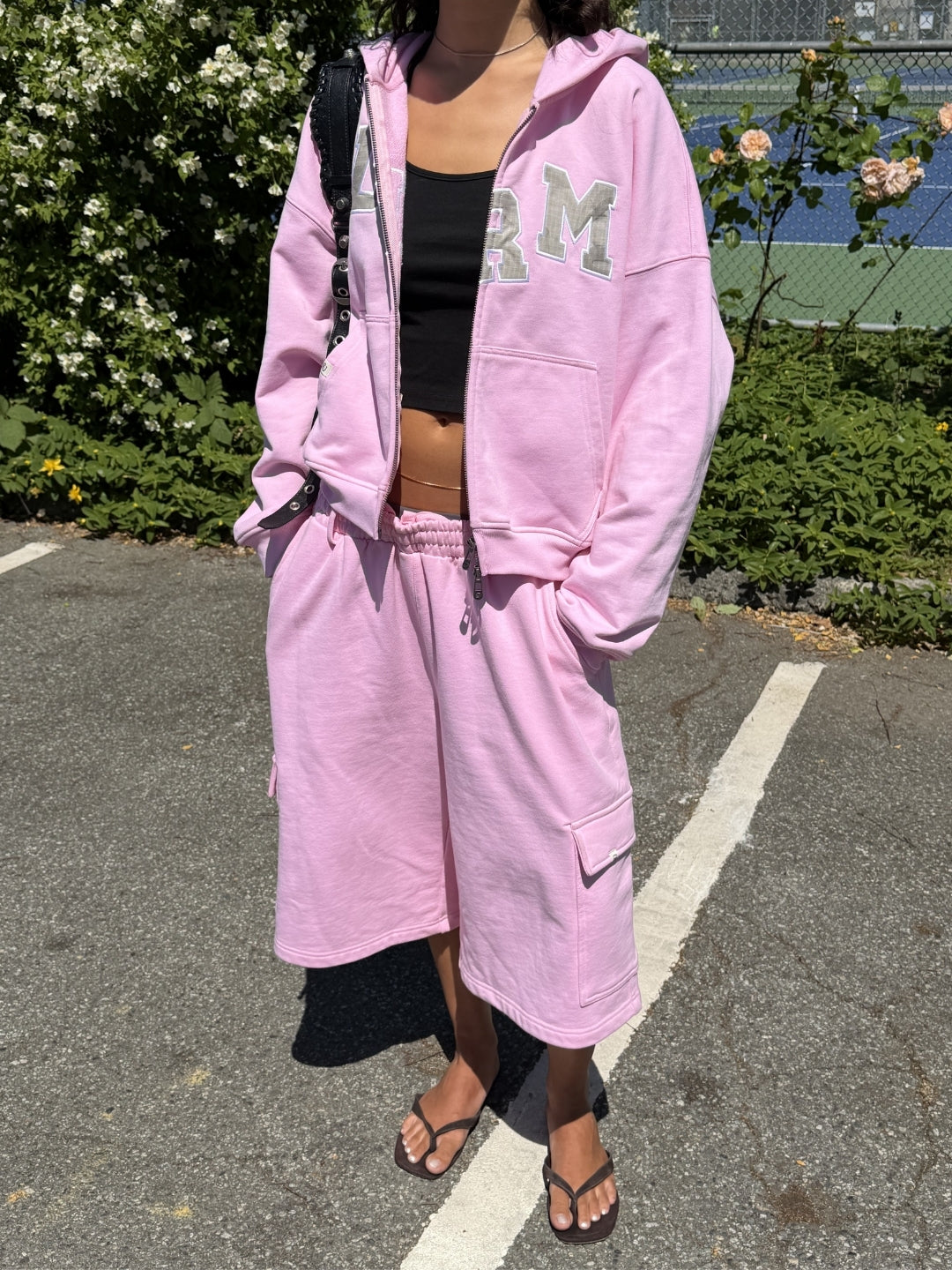CARGO SWEAT SHORTS - LIGHT PINK