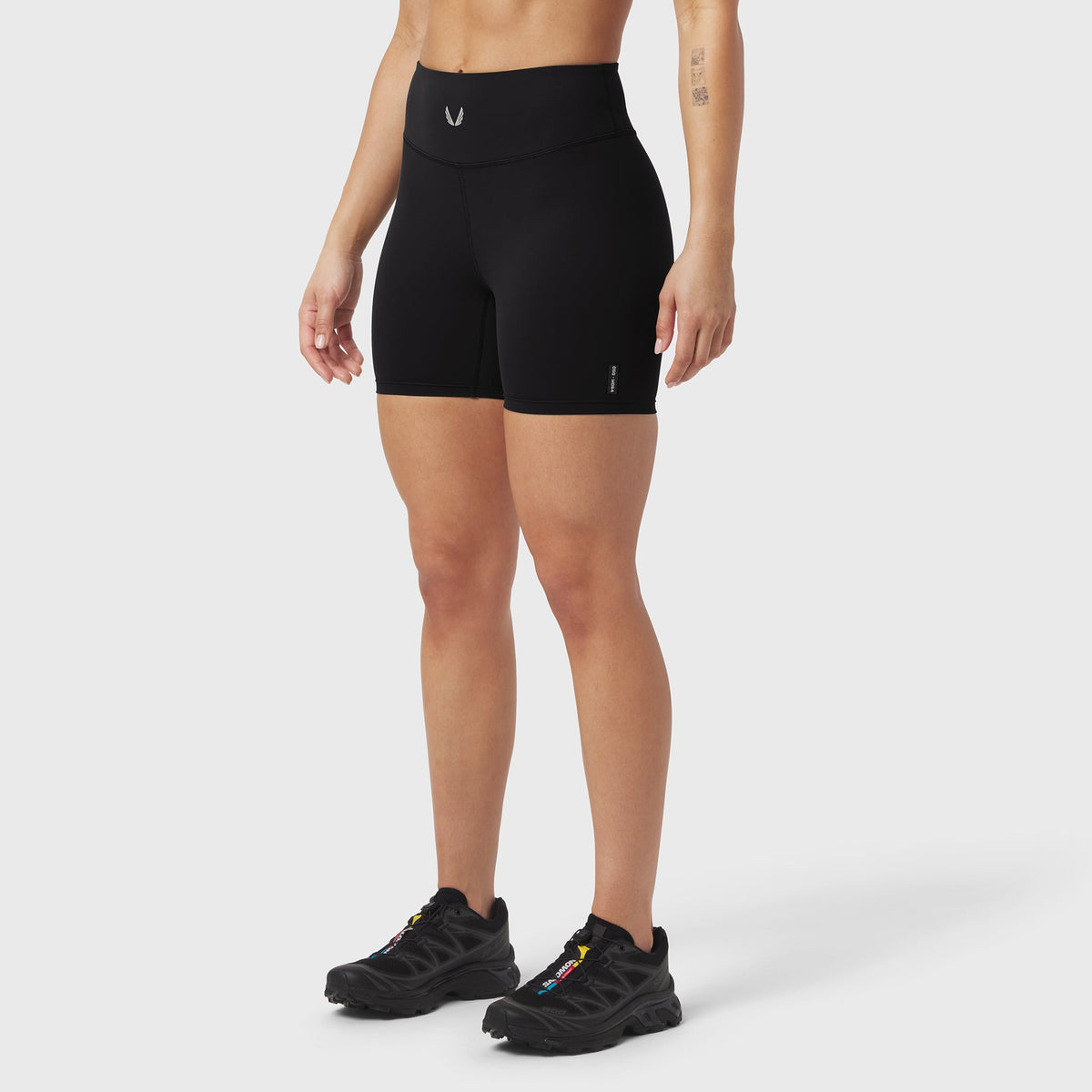 W064. LYCRA® ADAPTIV Biker Short - Black