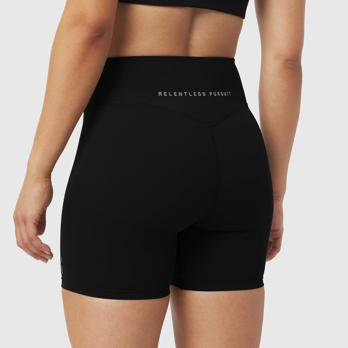 W064. LYCRA® ADAPTIV Biker Short - Black