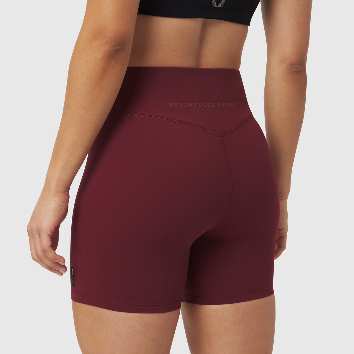 W064. LYCRA® ADAPTIV Biker Short - Crimson