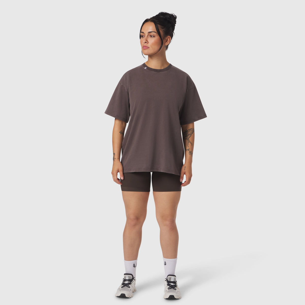 1102. Distressed Relaxed Tee - Dark Earth