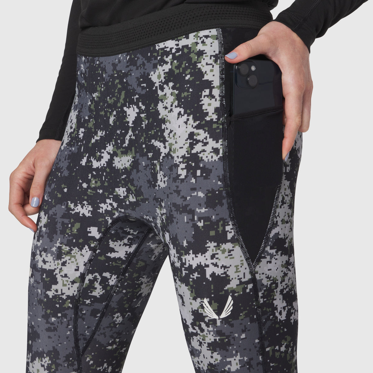 W055. Lycra® Ribbed Running Tight - Pixel Camo