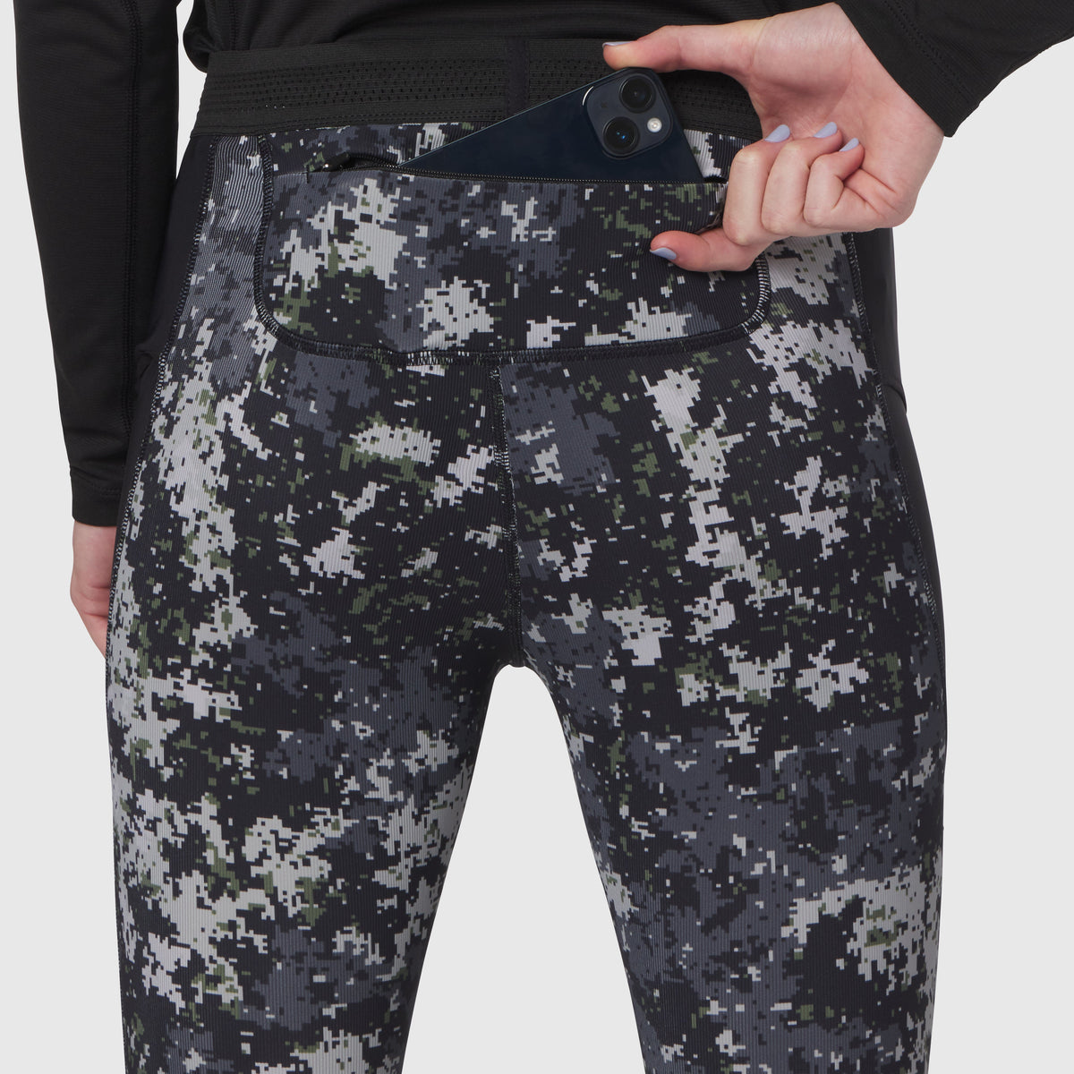 W055. Lycra® Ribbed Running Tight - Pixel Camo