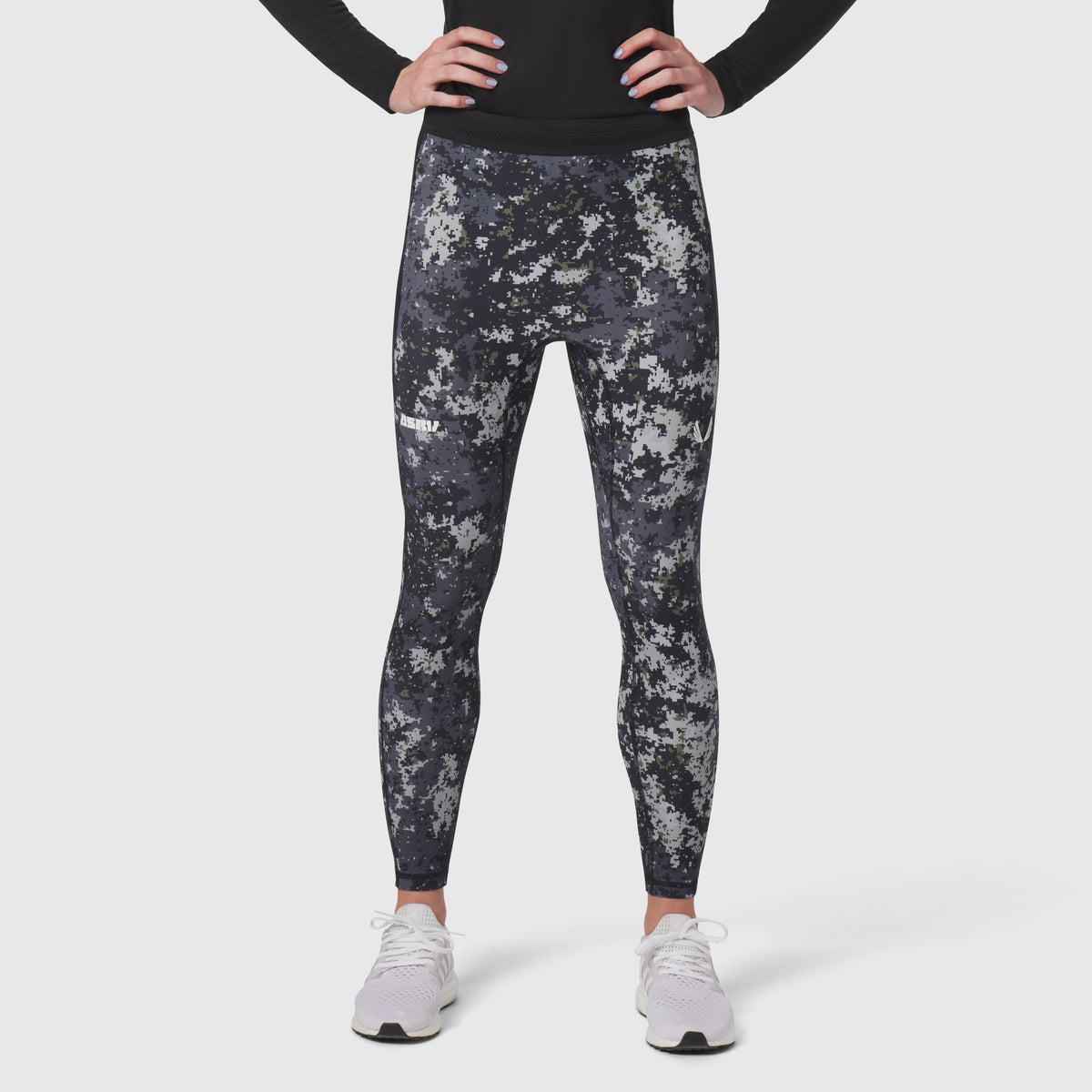 W055. Lycra® Ribbed Running Tight - Pixel Camo