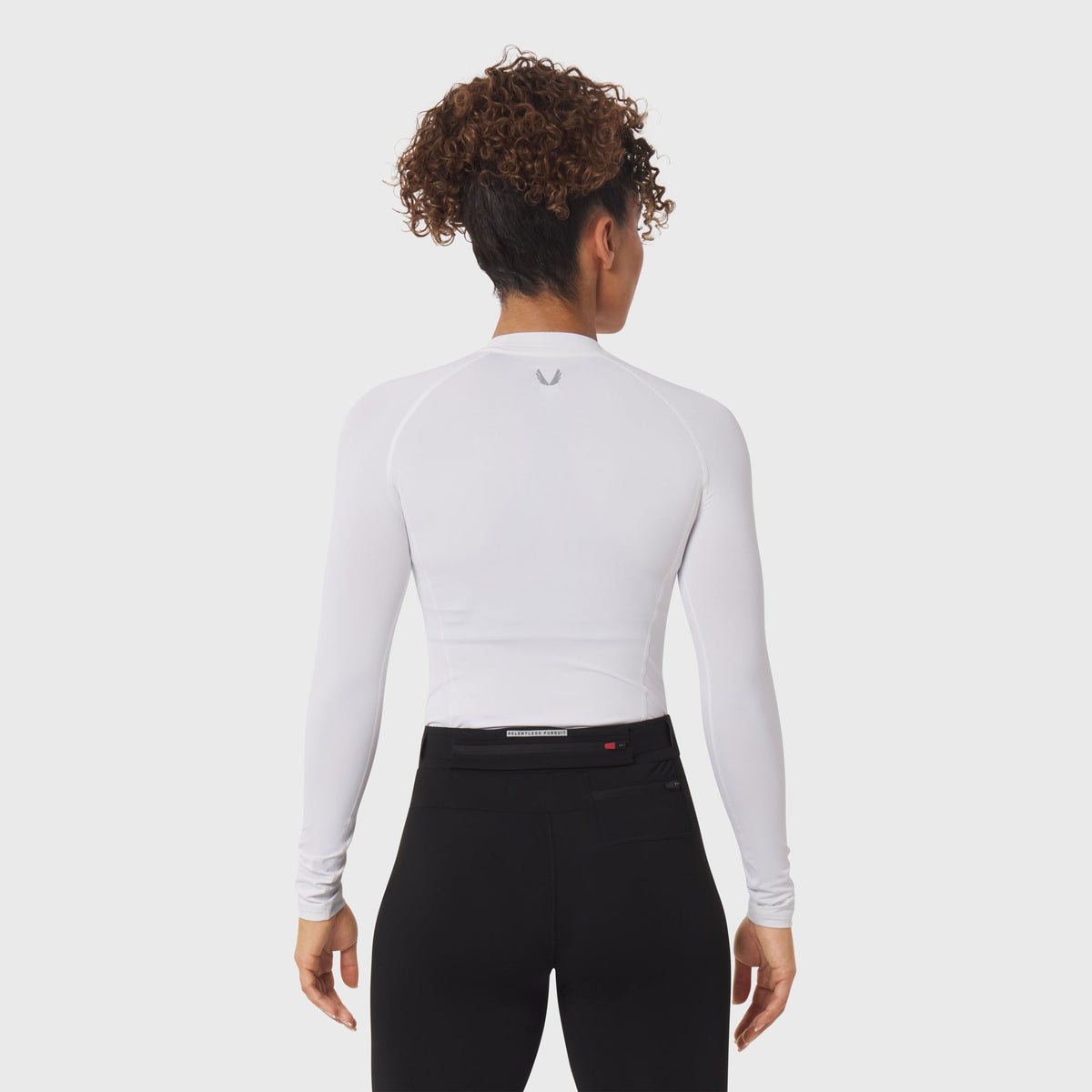 W058. LYCRA® ADAPTIV Baselayer Longsleeve - White