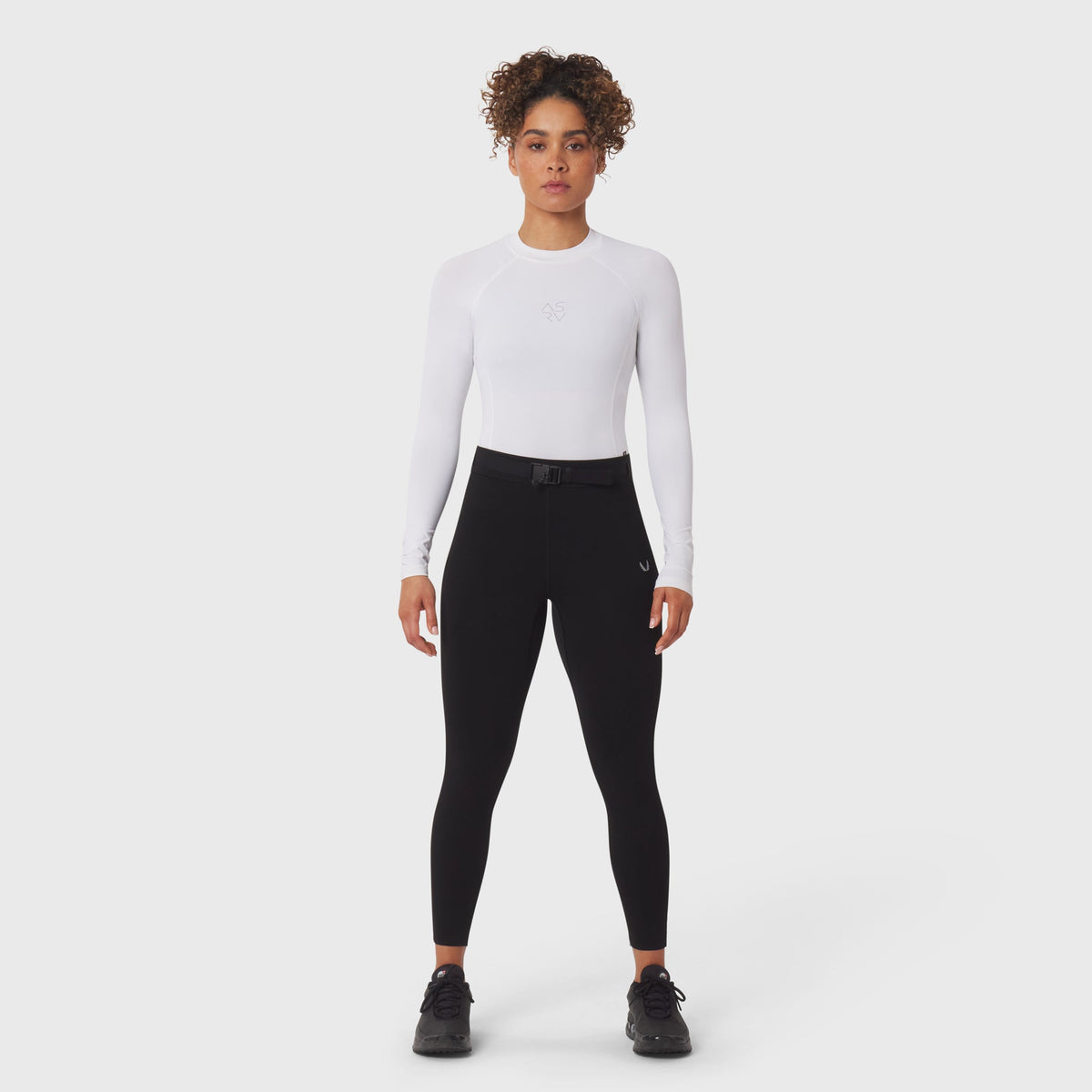 W058. LYCRA® ADAPTIV Baselayer Longsleeve - White