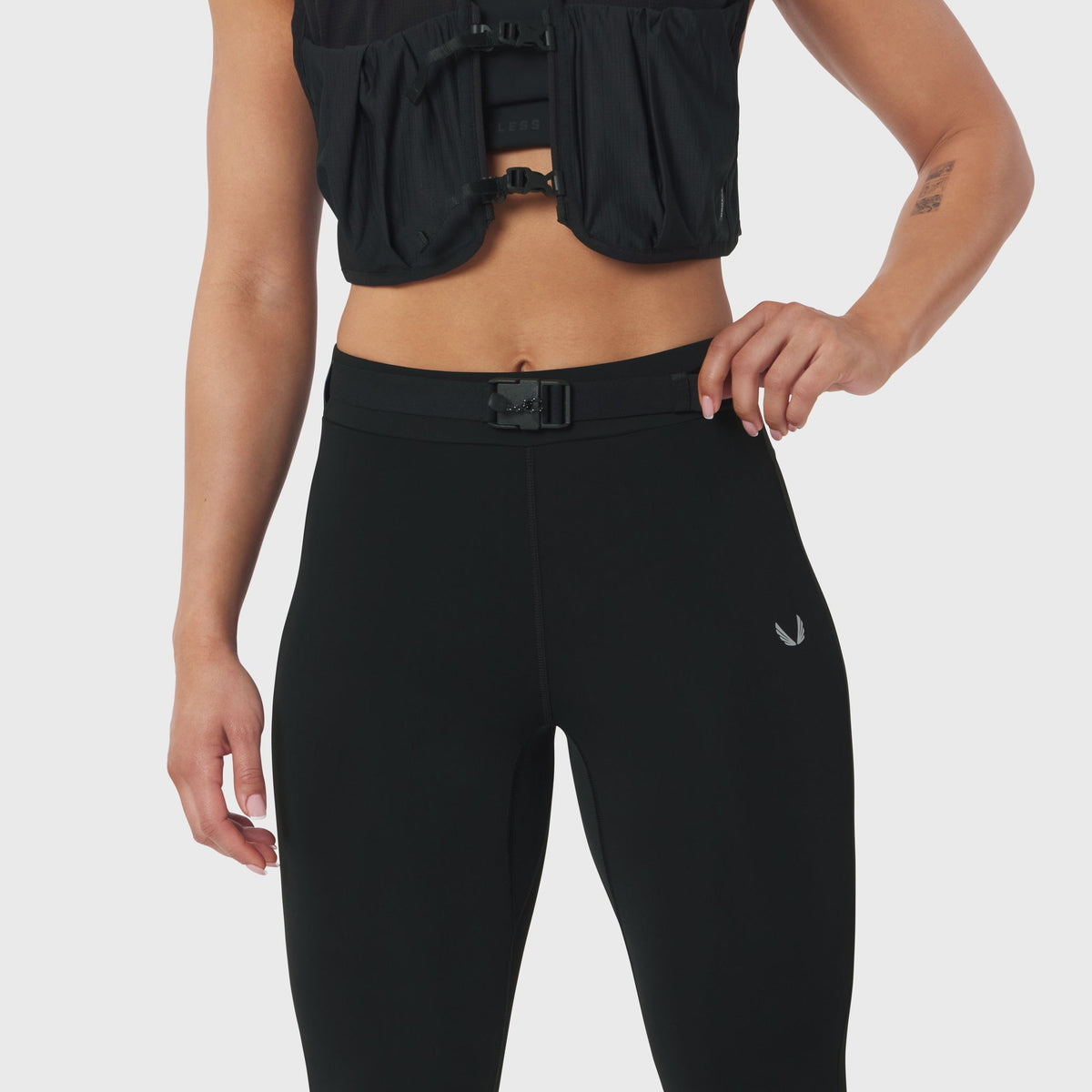 W059. Hybrid Belt-Pack Run Legging - Black