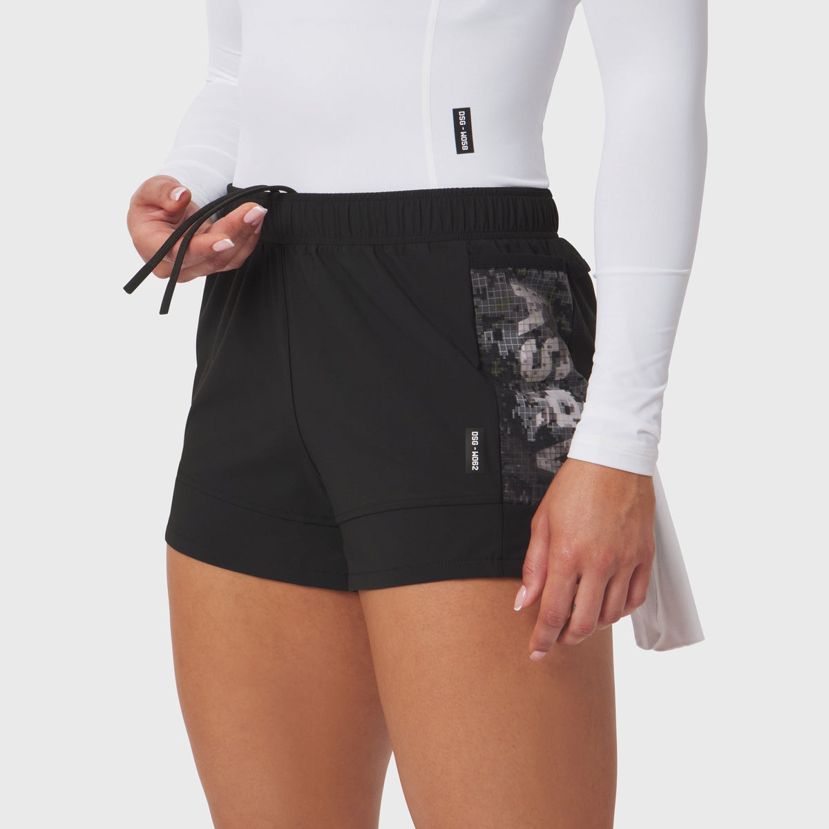 W062. Tetra-Lite® Adventure Short - Black