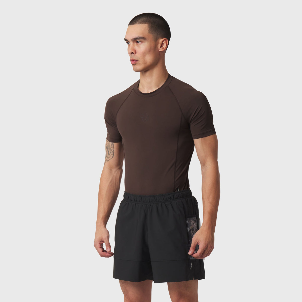 1164. LYCRA® ADAPTIV Baselayer Shortsleeve - Dark Earth