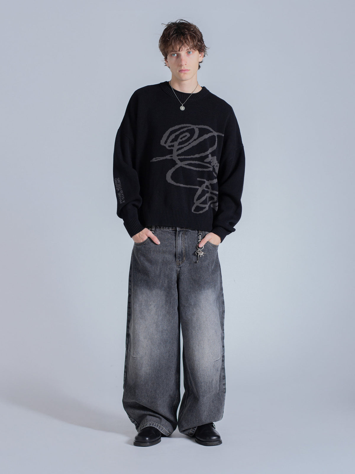 CURSIVE TEXT KNIT - BLACK
