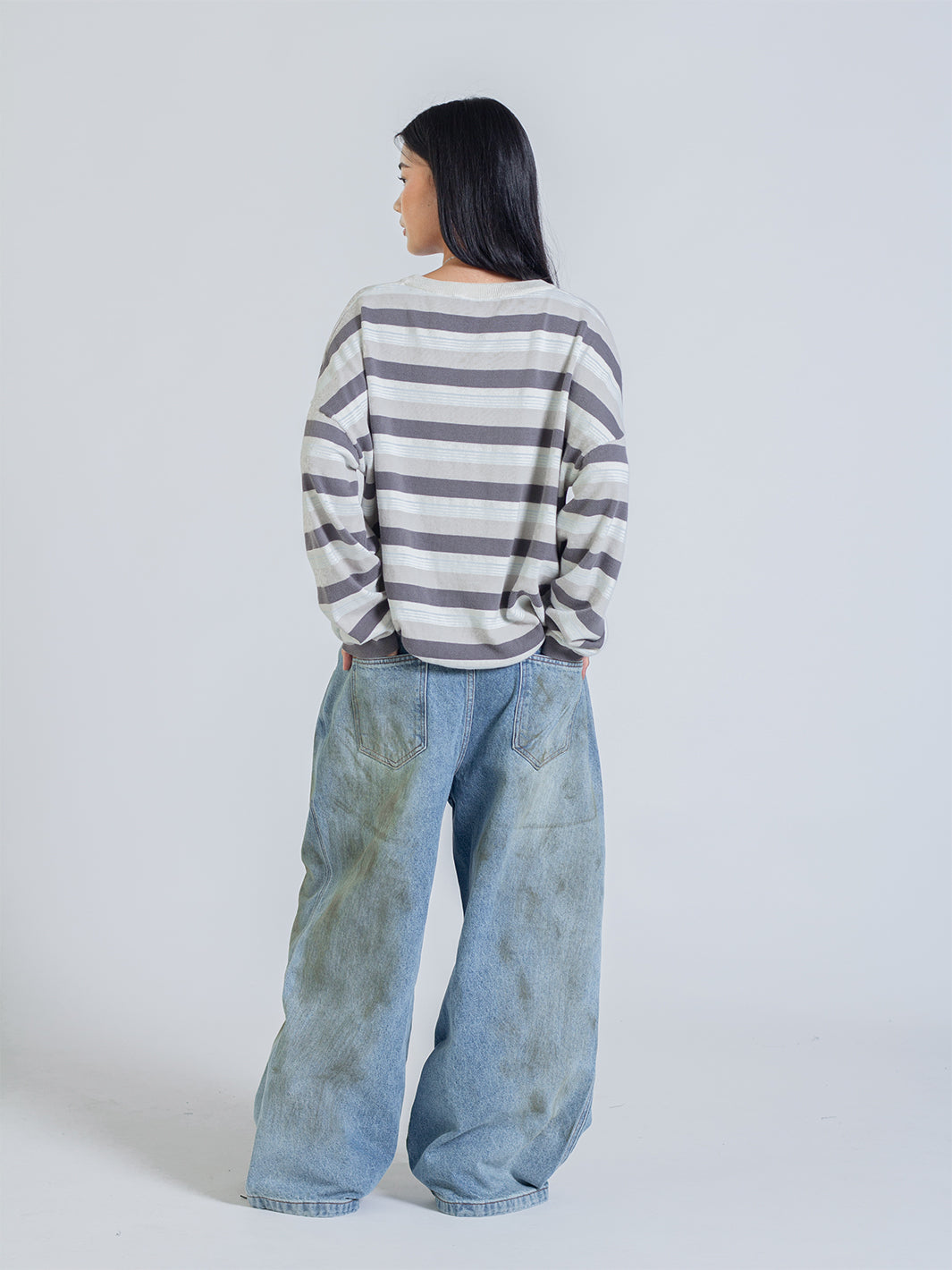 STRIPED LONG SLEEVE - LIGHT GREY
