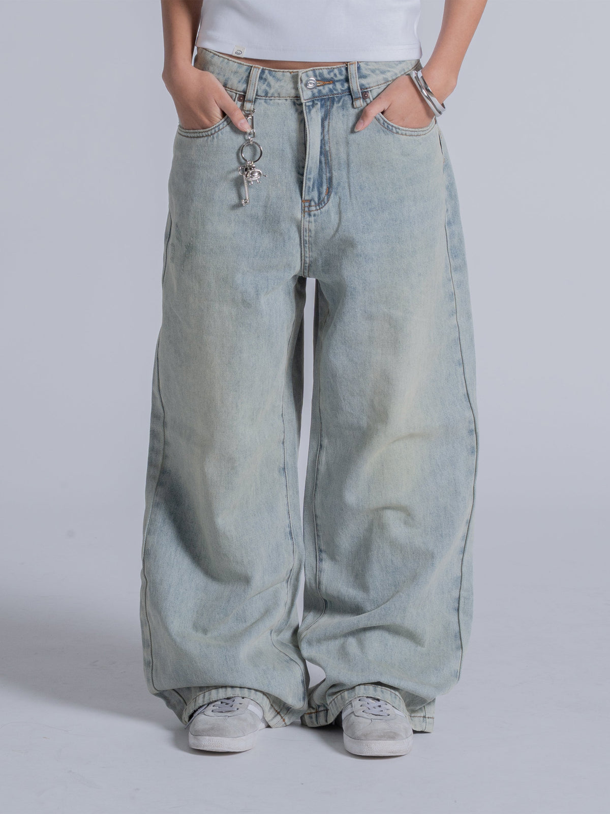 EVERYDAY LOOSE FIT JEANS - WASHED BLUE