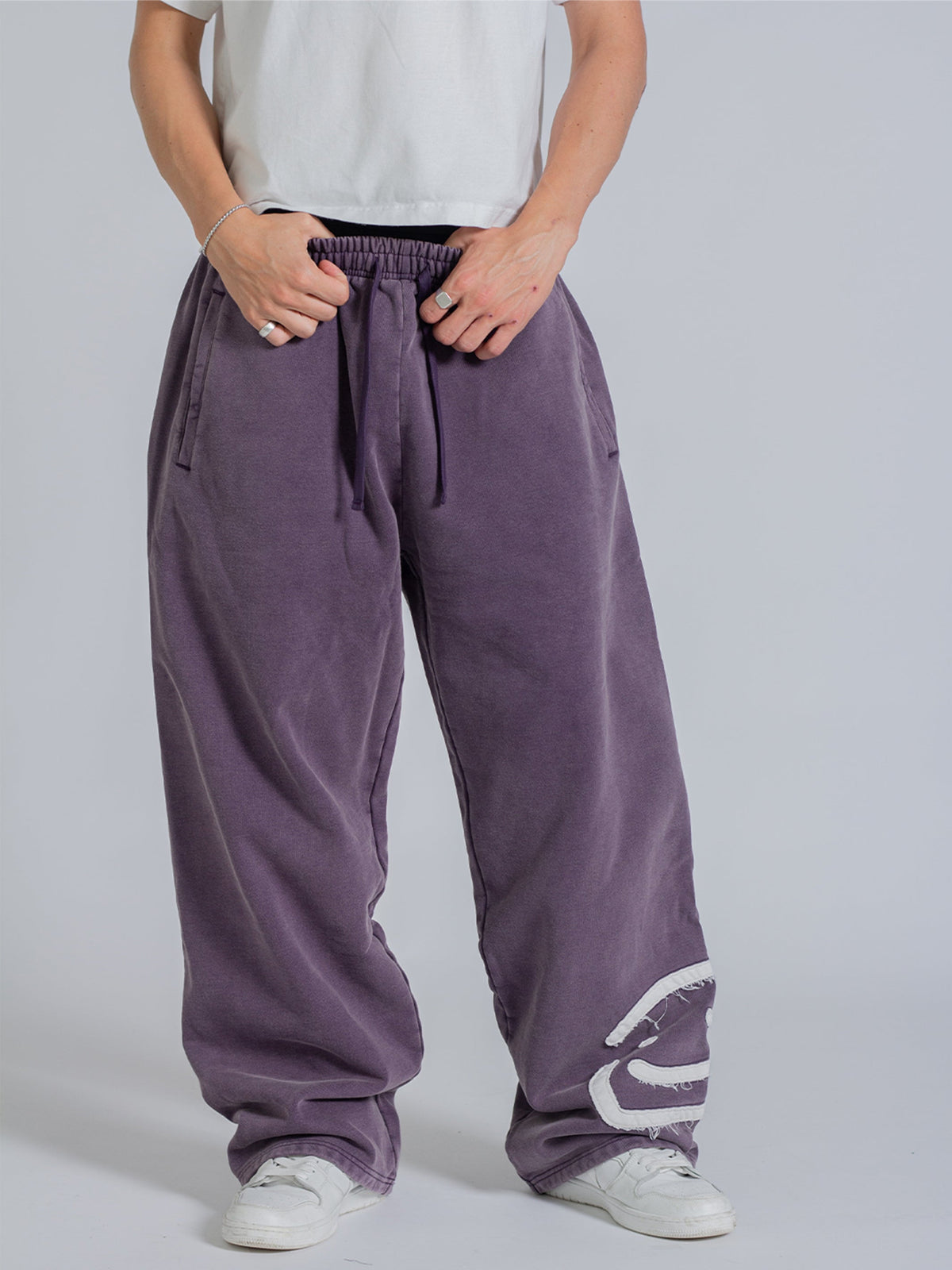 SMILEY PATCH SWEATPANTS - MIDNIGHT LAVENDER