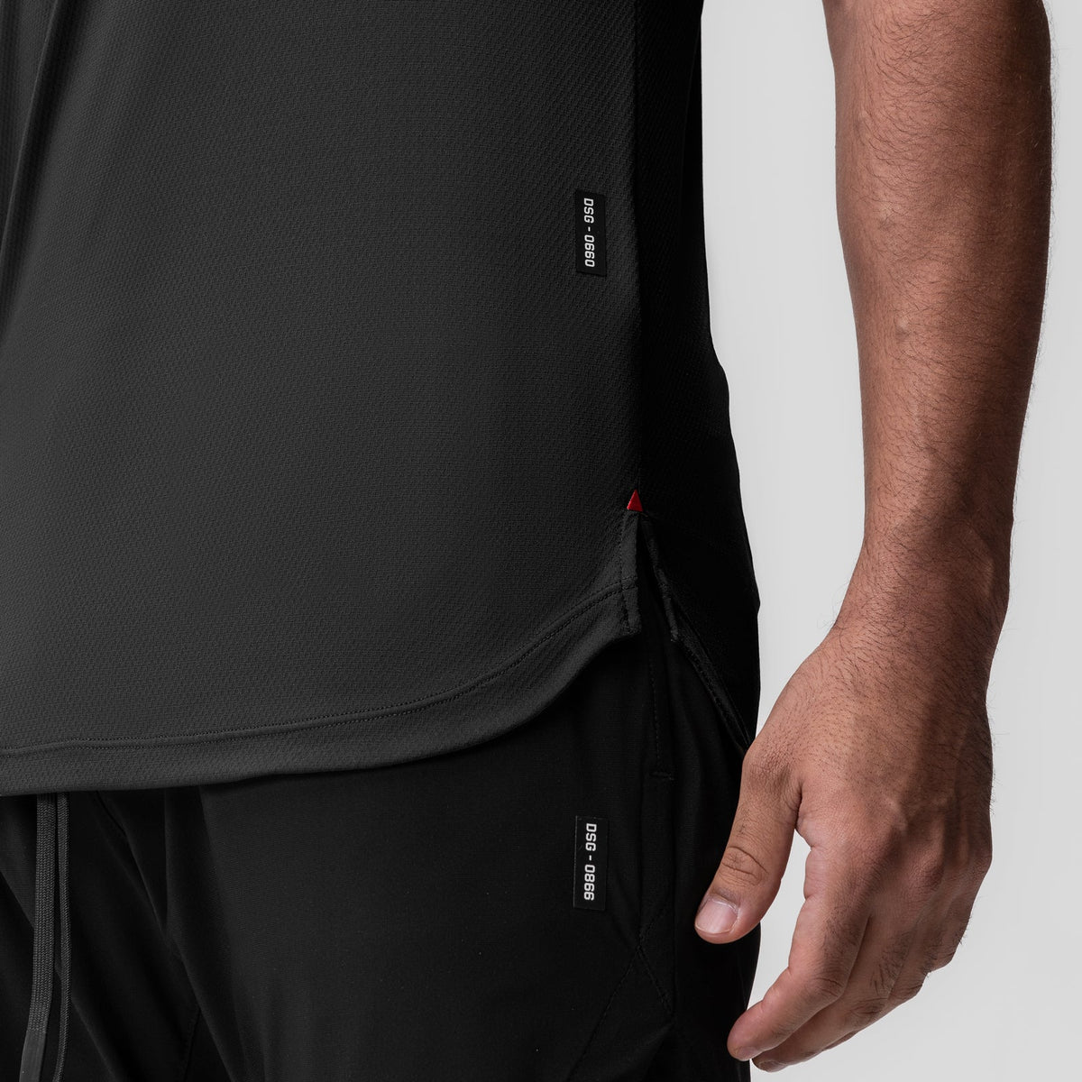 0660. AeroSilver® Established Tee - Black "Box Logo"