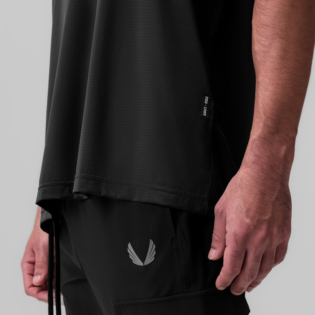 1089. Ice-Skin™ Oversized Tee - Black