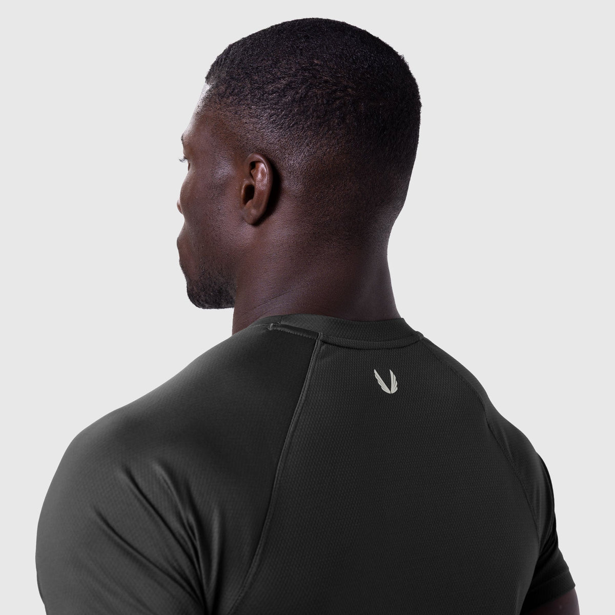 0660. AeroSilver® Established Tee - Black "Blade"
