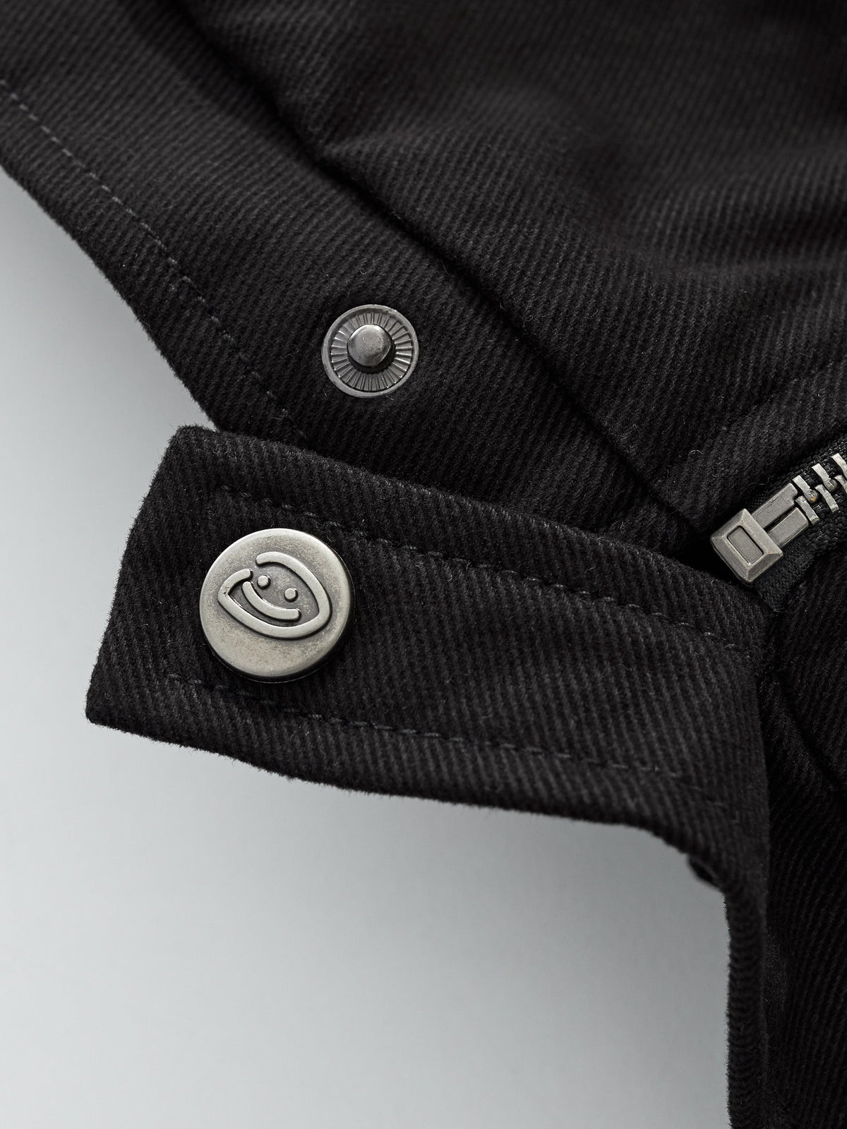 COLLARED JACKET - BLACK