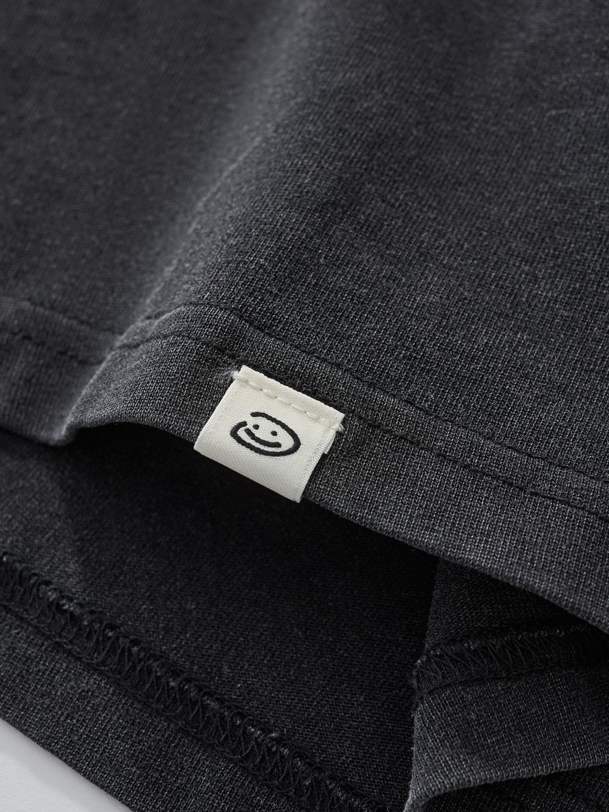LINEWORK LONG SLEEVE TEE - VINTAGE BLACK