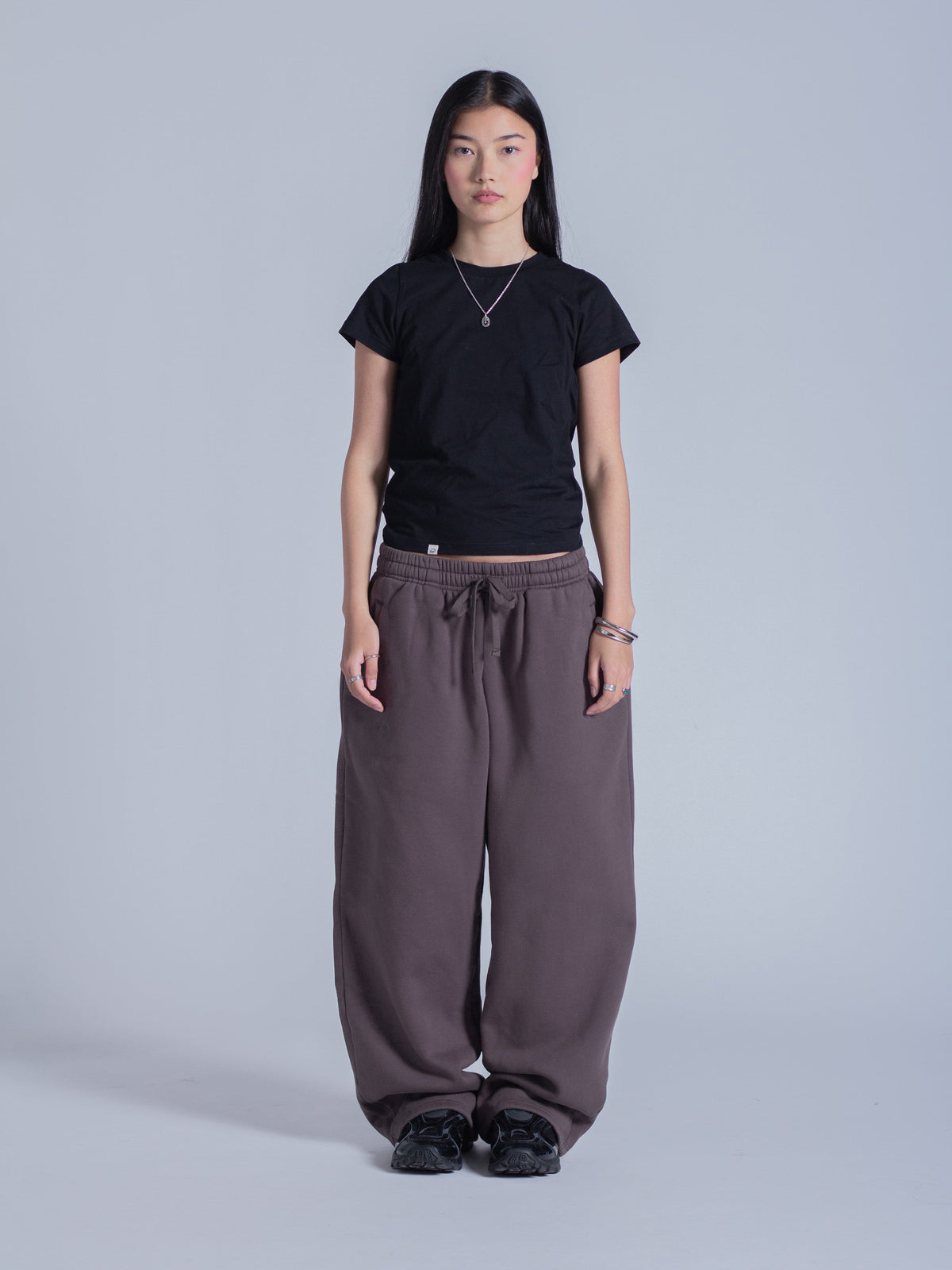 SIGNATURE STRAIGHT LEG SWEATPANTS - COCOA DUST